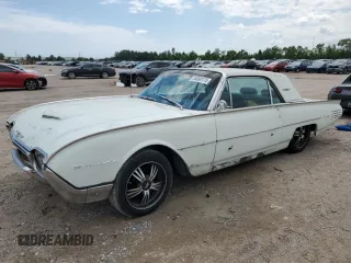 1961 Ford Thunderbird with VIN 1Y71Z127236, listed as a Copart auction lot 54090175 with 75,211 mi miles and Clean Title. Bid and sale history available at DreamBid. Image 1.