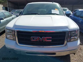 2011 GMC Sierra 1500 SLE with VIN 3GTP1VE00BG372003, listed as a IAAI auction lot 41580501 with 261,224 mi miles. Bid and sale history available at carsss.com. Image 12.
