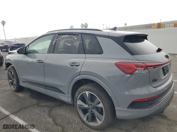 2024 Audi Q4 e-tron Premium Plus with VIN WA1L2BFZ1RP031846, listed as a Copart auction lot 49340235 with 957 mi miles and Clean Title. Bid and sale history available at carsss.com. Image 2.