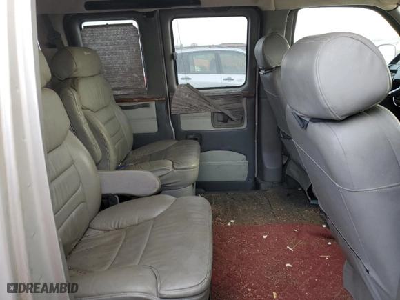 2005 GMC Savana Cargo Van YF7 Upfitter with VIN 1GDFH15T351130346, listed as a Copart auction lot 48831065 with 212,465 mi miles and Clean Title. Bid and sale history available at carsss.com. Image 11.
