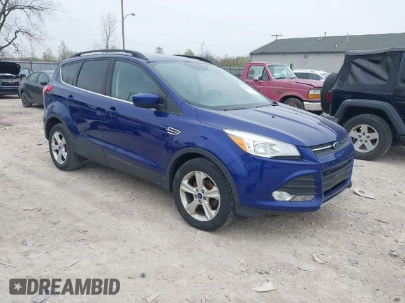 2016 Ford Escape SE with VIN 1FMCU0GX9GUB93543, listed as a IAAI auction lot 42017226 with 208,092 mi miles. Bid and sale history available at carsss.com. Image 1.