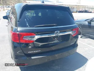 2018 Honda Odyssey Touring with VIN 5FNRL6H8XJB026247, listed as a IAAI auction lot 42298961 with 66,571 mi miles and . Bid and sale history available at DreamBid. Image 16.