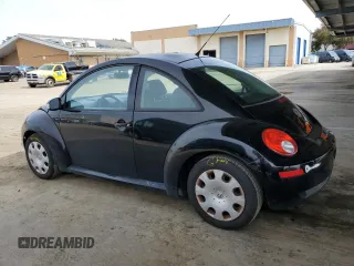 2010 Volkswagen New Beetle Coupe with VIN 3VWPG3AG8AM036554, listed as a Copart auction lot 52403365 with 138,857 mi miles and Salvage Title. Bid and sale history available at carsss.com. Image 2.