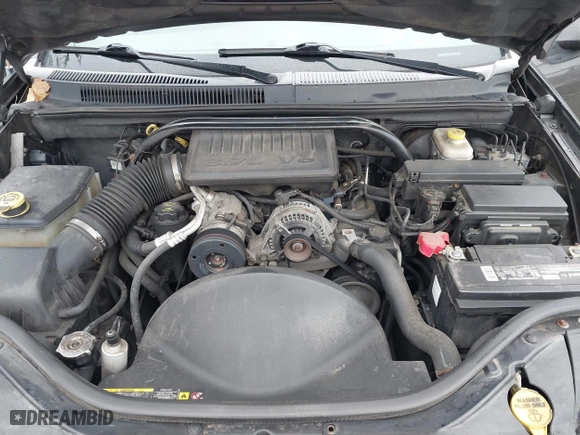 2005 Jeep Grand Cherokee Laredo with VIN 1J4GR48K35C702010, listed as a IAAI auction lot 41043017 with 150,565 mi miles. Bid and sale history available at carsss.com. Image 10.