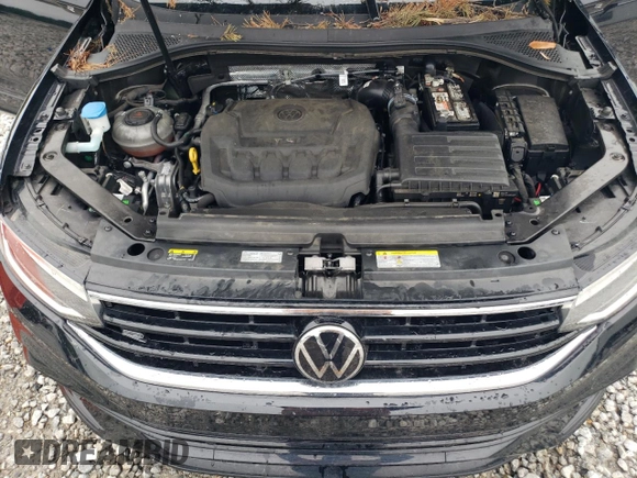 2023 Volkswagen Tiguan SE R-Line Black z VIN 3VVCB7AX5PM030017, wystawiony jako Copart lot #57315575 z przebiegiem 39 577 mil mil oraz Szkoda całkowita • Salvage title. Historia ofert i sprzedaży dostępna na DreamBid. Obrazek 12.