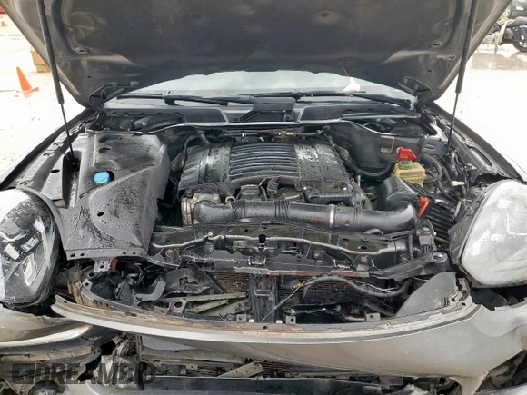 2018 Porsche Cayenne with VIN WP1AA2A21JKA06438, listed as a Copart auction lot 54513245 with Not provided miles and Salvage title. Bid and sale history available at DreamBid. Image 12.