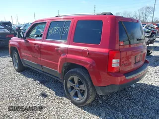 2016 Jeep Patriot Sport with VIN 1C4NJRBB5GD786810, listed as a IAAI auction lot 41685937 with 129,817 mi miles and . Bid and sale history available at DreamBid. Image 3.