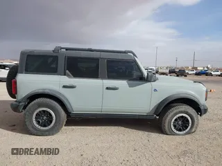2022 Ford Bronco с VIN 1FMEE5DP8NLB10601, выставлен на аукционе IAAI как лот 37525258 с пробегом Не указан миль и . История ставок и продаж доступна на DreamBid. Изображение 13.