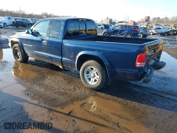 2002 Dodge Dakota Sport with VIN 1B7GL32X52S569340, listed as a IAAI auction lot 41541480 with 176,632 mi miles. Bid and sale history available at carsss.com. Image 3.