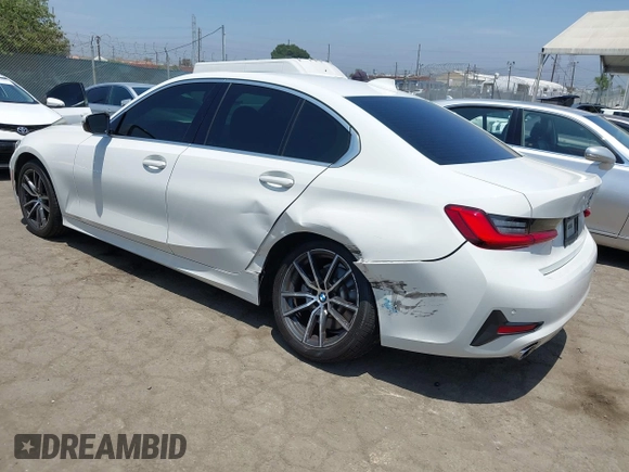 2021 BMW 3 Series 330i с VIN WBA5R1C03MFK81966, выставлен на аукционе IAAI как лот 42483816 с пробегом 50 176 миль миль и . История ставок и продаж доступна на DreamBid. Изображение 3.