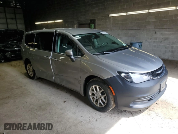 2017 Chrysler Pacifica Touring with VIN 2C4RC1DG7HR620969, listed as a Copart auction lot 53230055 with 185,754 mi miles and Salvage Title. Bid and sale history available at DreamBid. Image 4.