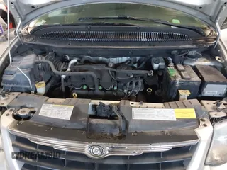 2007 Chrysler Town & Country LWB LX with VIN 2A4GP44R47R354107, listed as a IAAI auction lot 41982682 with 200,643 mi miles. Bid and sale history available at carsss.com. Image 10.