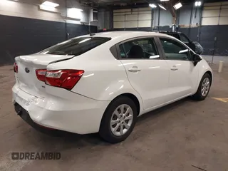 2016 Kia Rio LX with VIN KNADM4A38G6647353, listed as a IAAI auction lot 41822464 with 88,801 mi miles. Bid and sale history available at carsss.com. Image 4.