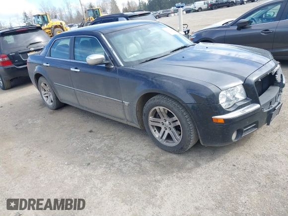 2006 Chrysler 300 C with VIN 2C3LA63H06H537426, listed as a IAAI auction lot 41896073 with 282,028 mi miles and . Bid and sale history available at carsss.com. Image 1.