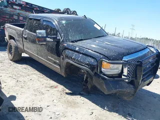 2015 GMC Sierra 2500HD Denali z VIN 1GT120E83FF562817, wystawiony jako IAAI lot #41890598 z przebiegiem 152 211 mil mil oraz . Historia ofert i sprzedaży dostępna na DreamBid. Obrazek 1.
