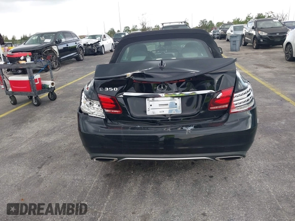 2014 Mercedes-Benz E 350 with VIN WDDKK5KF7EF240724, listed as a IAAI auction lot 42469727 with 116,174 mi miles and . Bid and sale history available at DreamBid. Image 16.