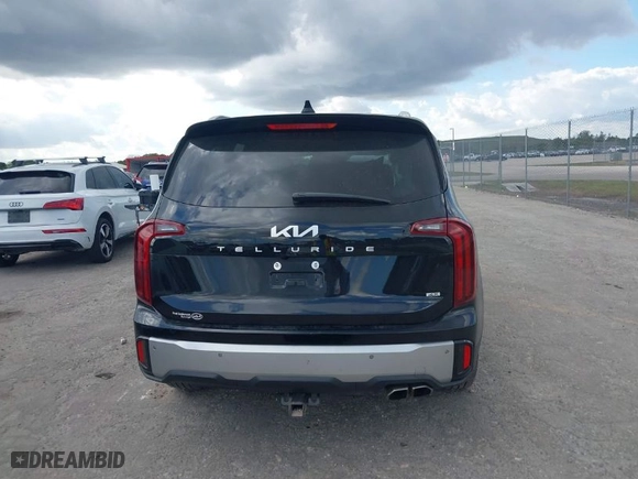 2023 Kia Telluride S with VIN 5XYP6DGC2PG356572, listed as a IAAI auction lot 41503421 with 24,108 mi miles. Bid and sale history available at carsss.com. Image 17.