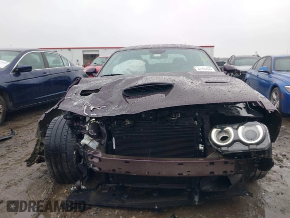 2021 Dodge Challenger R/T Scat Pack z VIN 2C3CDZFJ2MH586535, wystawiony jako IAAI lot #41224949 z przebiegiem 32 977 mil mil oraz . Historia ofert i sprzedaży dostępna na DreamBid. Obrazek 13.