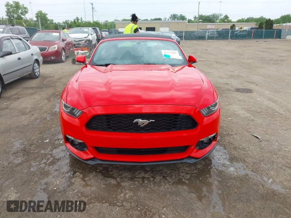 2017 Ford Mustang V6 z VIN 1FATP8EM8H5322747, wystawiony jako IAAI lot #42277084 z przebiegiem 67 293 mil mil oraz . Historia ofert i sprzedaży dostępna na DreamBid. Obrazek 12.