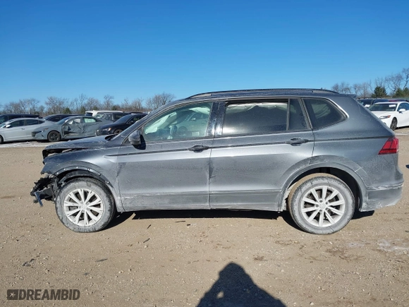 2020 Volkswagen Tiguan S with VIN 3VV1B7AX2LM133073, listed as a IAAI auction lot 41340634 with 70,342 mi miles. Bid and sale history available at carsss.com. Image 14.