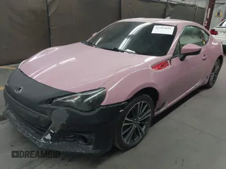 2017 Toyota 86 z VIN JF1ZNAA11H8701624, wystawiony jako IAAI lot #42107031 z przebiegiem 89 945 mil mil oraz . Historia ofert i sprzedaży dostępna na DreamBid. Obrazek 2.