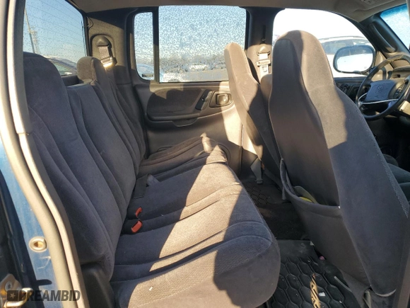 2000 Dodge Dakota Sport with VIN 1B7GL2AN5YS700737, listed as a Copart auction lot 85506424 with 211,304 mi miles and Clean Title. Bid and sale history available at carsss.com. Image 10.