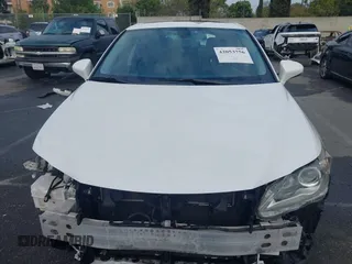 2013 Lexus CT 200h z VIN JTHKD5BH2D2147927, wystawiony jako IAAI lot #42053756 z przebiegiem 160 896 mil mil oraz . Historia ofert i sprzedaży dostępna na DreamBid. Obrazek 13.