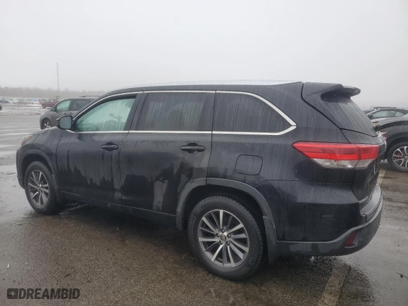 2018 Toyota Highlander SE with VIN 5TDJZRFH7JS546854, listed as a Copart auction lot 44888115 with 192,997 mi miles and Clean Title. Bid and sale history available at carsss.com. Image 2.