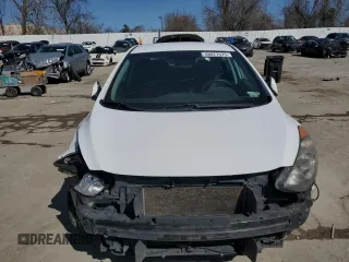 2017 Hyundai Elantra z VIN KMHD35LH7HU374225, wystawiony jako Copart lot #49252185 z przebiegiem 143 949 mil mil oraz Szkoda całkowita • Salvage title. Historia ofert i sprzedaży dostępna na DreamBid. Obrazek 5.