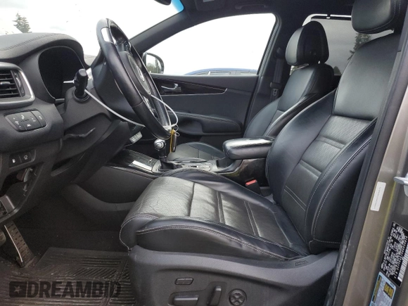2016 Kia Sorento SXL with VIN 5XYPK4A10GG050814, listed as a Copart auction lot 80686164 with 105,935 mi miles and Salvage Title. Bid and sale history available at carsss.com. Image 7.