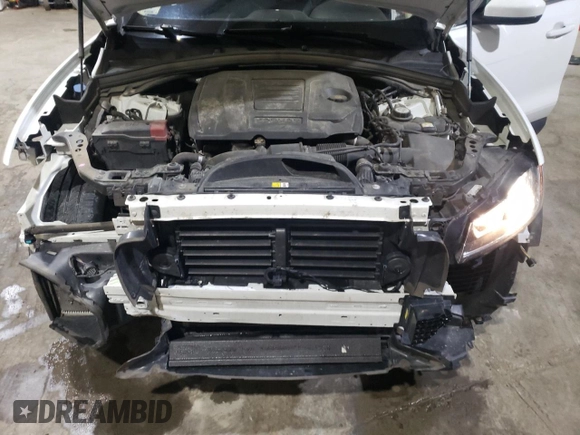 2019 Jaguar F-Pace 25t с VIN SADCS2FX9KA602971, выставлен на аукционе Copart как лот 59346405 с пробегом 105 280 миль миль и Списание • Salvage title. История ставок и продаж доступна на DreamBid. Изображение 12.