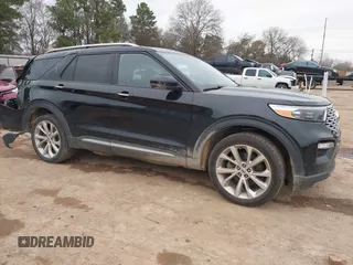 2022 Ford Explorer Platinum with VIN 1FM5K8HC5NGA35754, listed as a IAAI auction lot 41334528 with 65,772 mi miles. Bid and sale history available at carsss.com. Image 1.