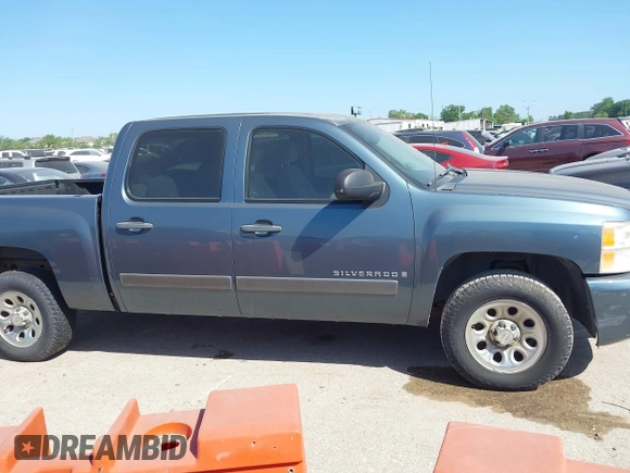 2008 Chevrolet Silverado 1500 Work Truck with VIN 2GCEC13C181113268, listed as a IAAI auction lot 41995026 with 131,071 mi miles and . Bid and sale history available at DreamBid. Image 13.