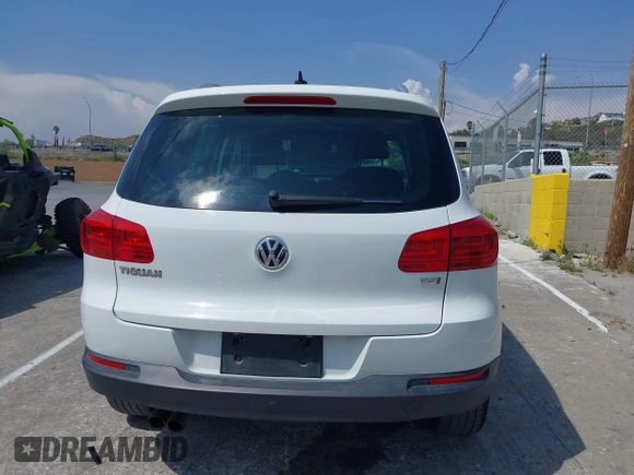 2017 Volkswagen Tiguan Wolfsburg Edition с VIN WVGRV7AX1HW500816, выставлен на аукционе IAAI как лот 42167262 с пробегом 127 636 миль миль и . История ставок и продаж доступна на DreamBid. Изображение 17.