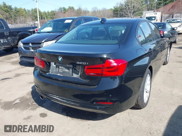 2018 BMW 3 Series 320i xDrive with VIN WBA8A3C53JA489544, listed as a IAAI auction lot 41948325 with 68,322 mi miles and . Bid and sale history available at DreamBid. Image 16.