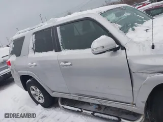 2011 Toyota 4Runner Trail with VIN JTEBU5JR1B5048874, listed as a IAAI auction lot 41332806 with 123,409 mi miles. Bid and sale history available at carsss.com. Image 13.
