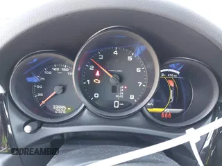 2020 Porsche Macan with VIN WP1AA2A52LLB12887, listed as a IAAI auction lot 41970408 with 33,995 mi miles and . Bid and sale history available at DreamBid. Image 7.