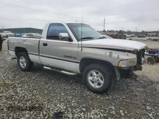 1997 Dodge 1500 z VIN 1B7HC16Y5VS131871, wystawiony jako Copart lot #44571695 z przebiegiem 236 195 mil mil oraz Szkoda całkowita • Salvage title. Historia ofert i sprzedaży dostępna na DreamBid. Obrazek 4.