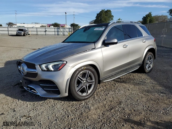 2020 Mercedes-Benz GLE with VIN 4JGFB4JB5LA238996, listed as a Copart auction lot 47248725 with 52,871 mi miles and Salvage Title. Bid and sale history available at carsss.com. Image 1.