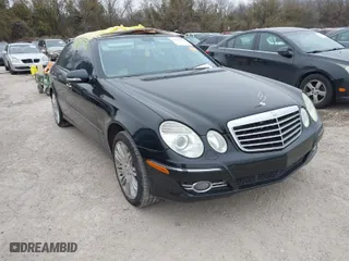 2007 Mercedes-Benz E-Class 3.5L with VIN WDBUF56X37B143135, listed as a IAAI auction lot 41591233 with 1 mi miles. Bid and sale history available at carsss.com. Image 1.