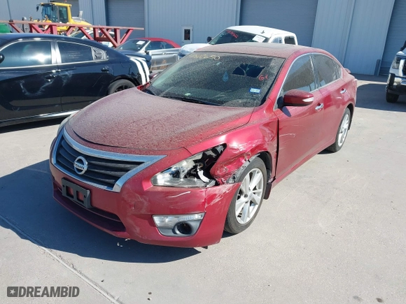 2013 Nissan Altima 2.5 S with VIN 1N4AL3AP7DN500194, listed as a IAAI auction lot 41812650 with 178,226 mi miles. Bid and sale history available at carsss.com. Image 2.