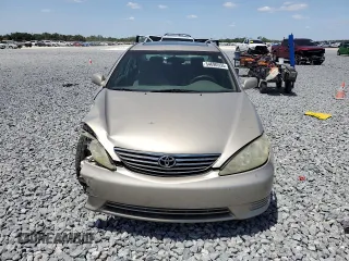 2005 Toyota Camry LE with VIN 4T1BF30K45U616418, listed as a Copart auction lot 54690555 with 127,898 mi miles and Salvage Title. Bid and sale history available at DreamBid. Image 5.