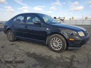 2001 Volkswagen Jetta z VIN 3VWSG69M51M131966, wystawiony jako Copart lot #47549355 z przebiegiem 98 503 mil mil oraz Szkoda całkowita • Salvage title. Historia ofert i sprzedaży dostępna na DreamBid. Obrazek 4.