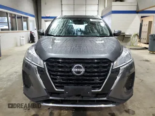2024 Nissan Kicks SV with VIN 3N1CP5CV3RL548655, listed as a Copart auction lot 53241775 with 18,752 mi miles and Salvage Title. Bid and sale history available at carsss.com. Image 5.