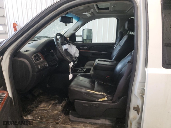 2011 Chevrolet Silverado 2500HD LTZ with VIN 1GC1KYCG4BF240271, listed as a Copart auction lot 56267704 with 357,126 mi miles and Salvage Title. Bid and sale history available at carsss.com. Image 7.