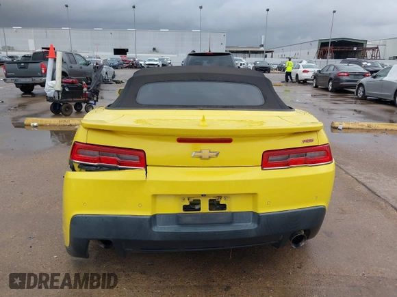 2015 Chevrolet Camaro LT with VIN 2G1FF3D3XF9221515, listed as a IAAI auction lot 41017371 with 118,438 mi miles. Bid and sale history available at carsss.com. Image 15.
