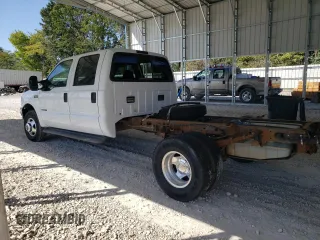 2002 Ford F-350 with VIN 1FDWW37F42EB55737, listed as a Copart auction lot 73678434 with 233,366 mi miles and Salvage title. Bid and sale history available at DreamBid. Image 2.