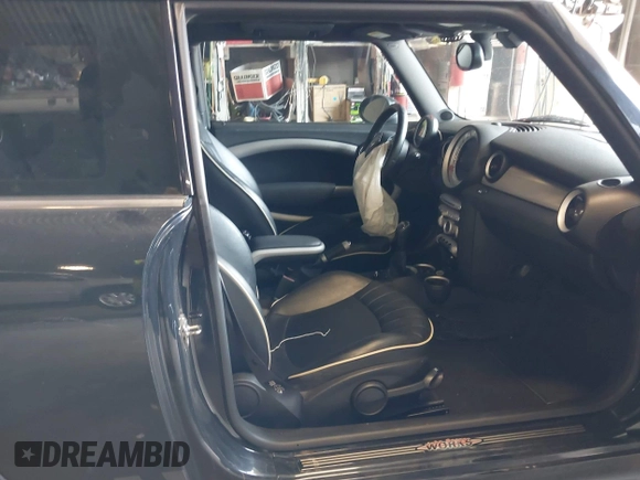 2008 MINI Hardtop S with VIN WMWMF73568TT87273, listed as a IAAI auction lot 41996859 with 107,671 mi miles and . Bid and sale history available at DreamBid. Image 5.