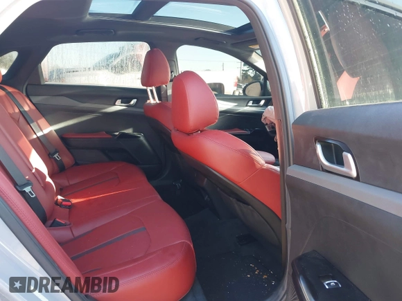 2023 Kia K5 GT-Line z VIN 5XXG64J22PG224836, wystawiony jako IAAI lot #41743997 z przebiegiem 26 633 mil mil oraz . Historia ofert i sprzedaży dostępna na DreamBid. Obrazek 8.