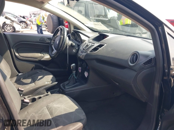 2011 Ford Fiesta SE with VIN 3FADP4BJ3BM122626, listed as a IAAI auction lot 42100151 with 109,287 mi miles and . Bid and sale history available at DreamBid. Image 5.